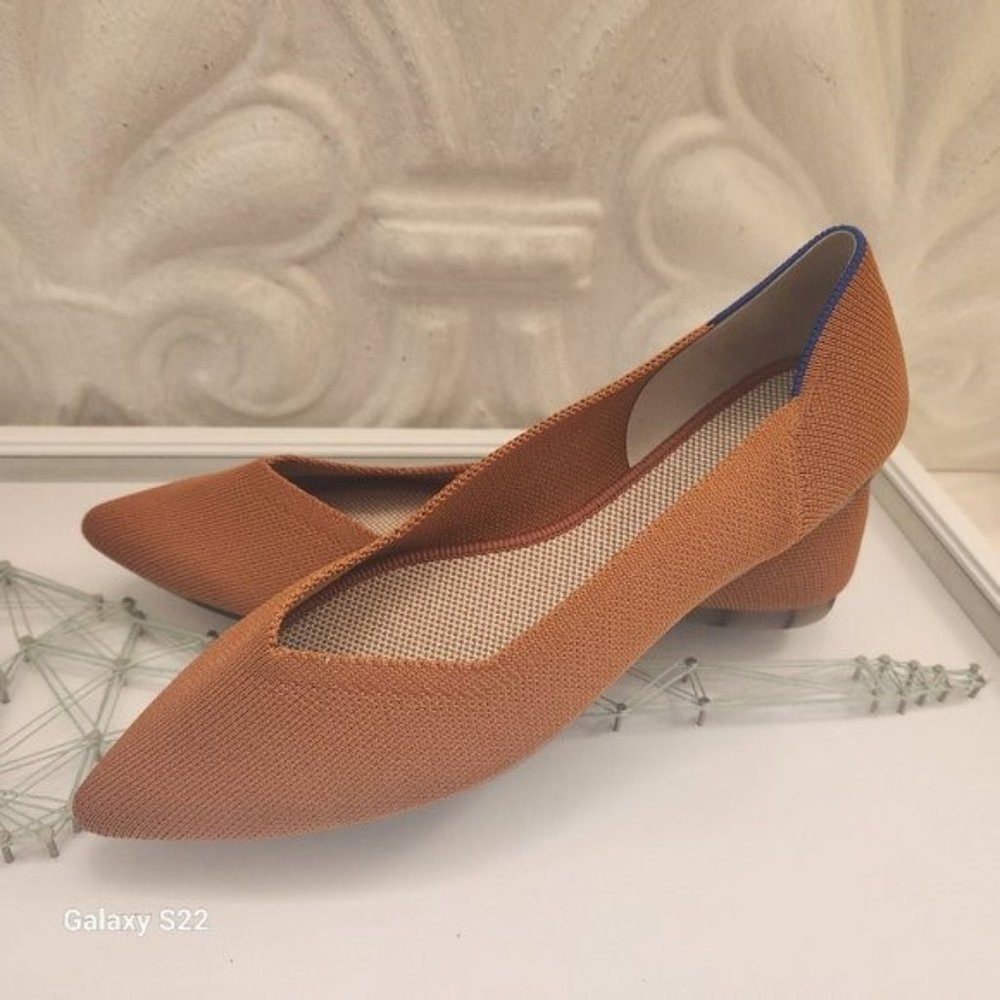 Rothy's "The Point II" Burnt Orange Flats. NWT. Size 8.5